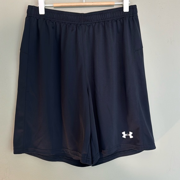 Under Armour Athletic Shorts with Elastic Waistband with String Tie - Picture 1 of 3
